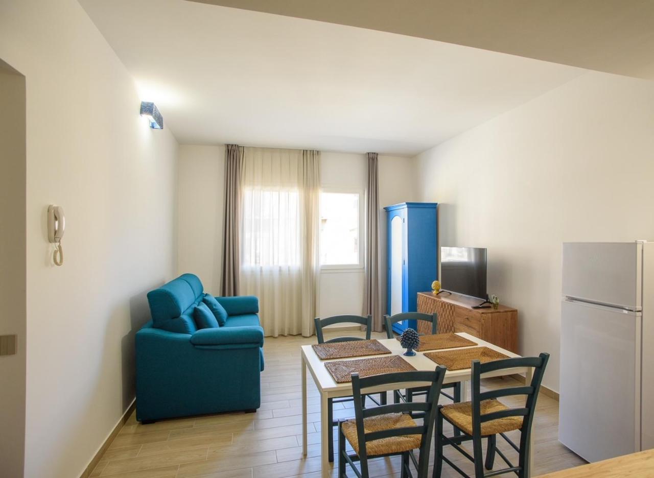 Central Station Apartments - Fanale Rentals Palermo Room photo